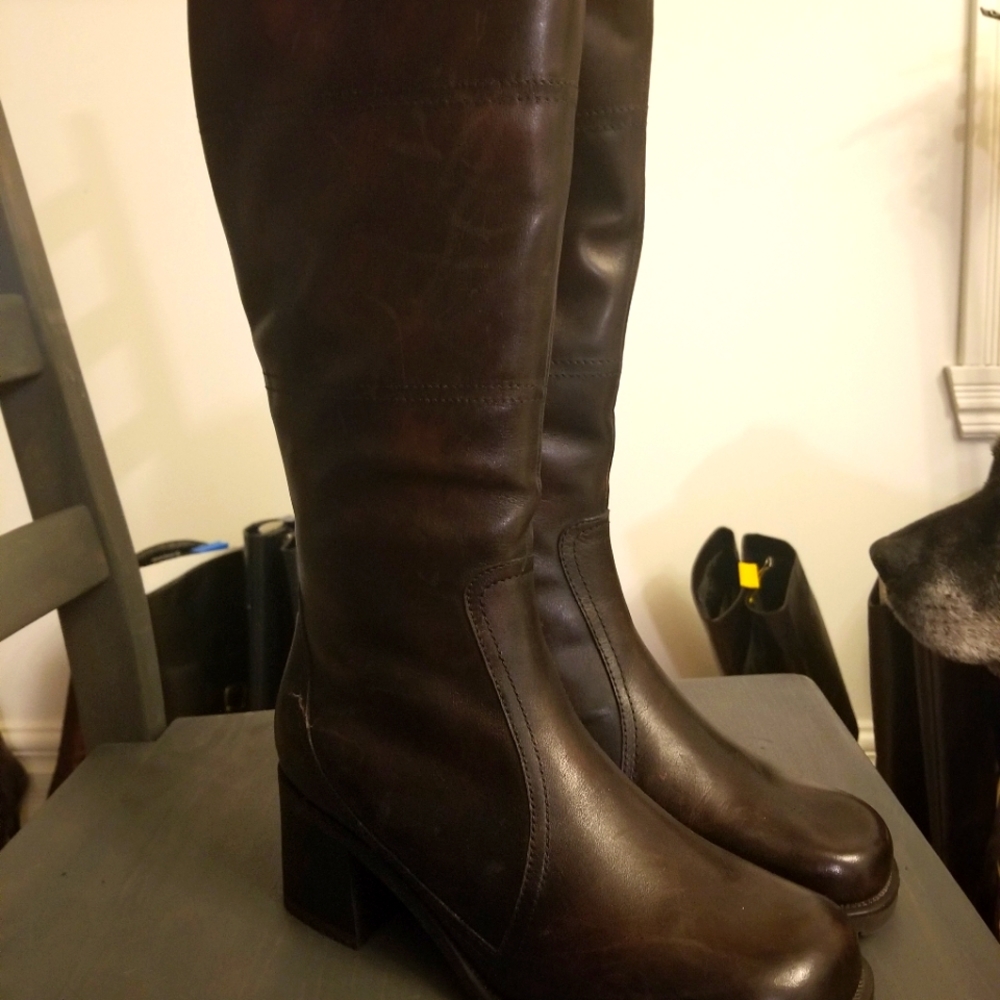 Chocolate Leather Boot- great for large calfs